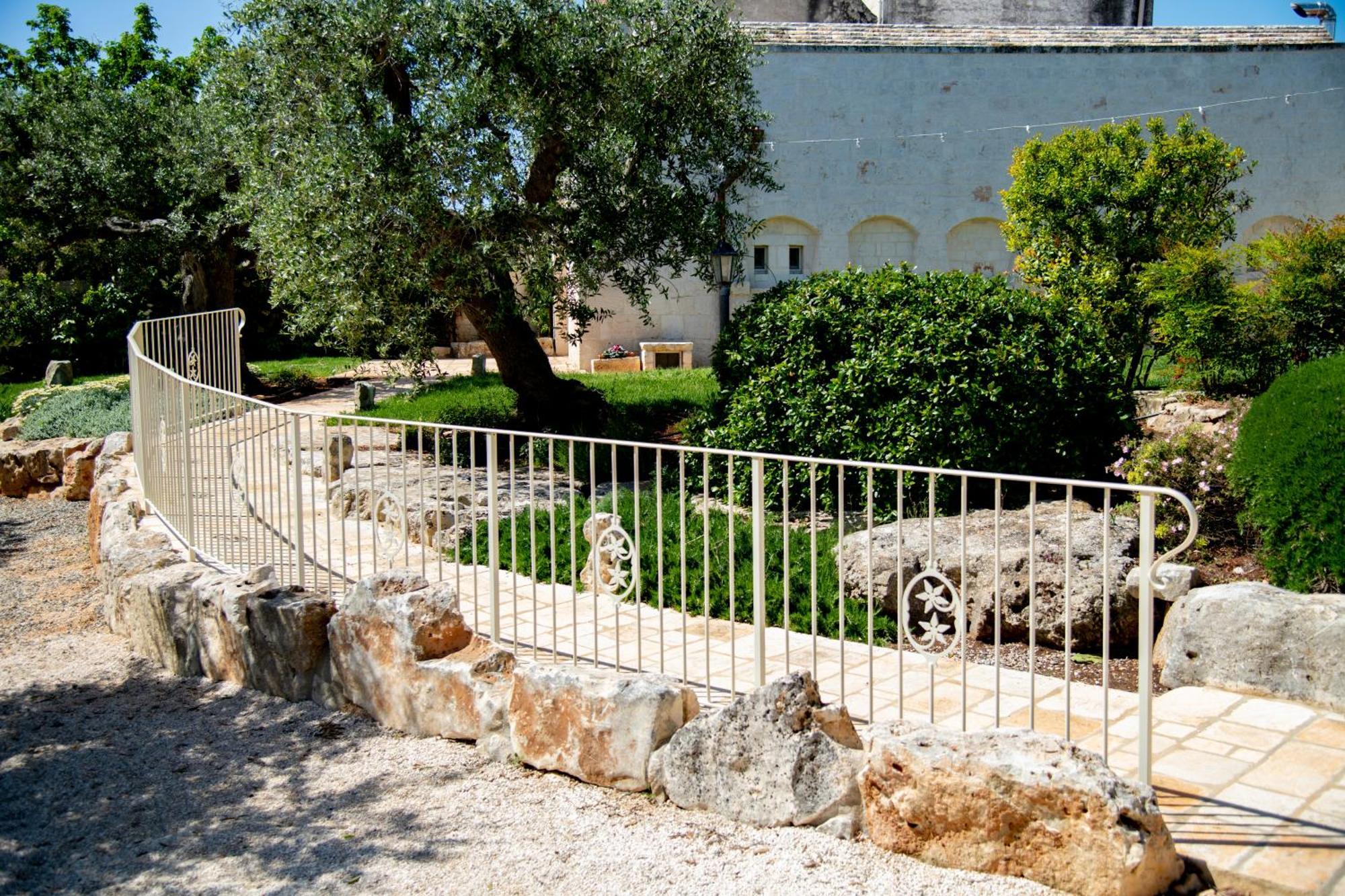 Вилла Trulli Arco Antico Локоротондо Экстерьер фото